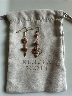 Kendra Scott Pink and Gold Mixed-Bead Asymmetrical Drop Earrings